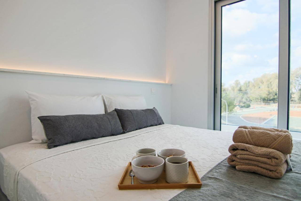 パ フォスPhaedrus Living - Seaside Executive Flat Harbour 208アパートメント エクステリア 写真